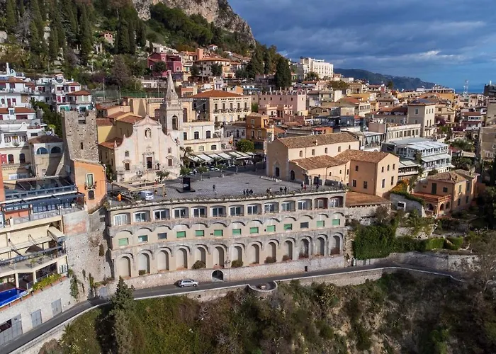 Taormina Cali Apartment